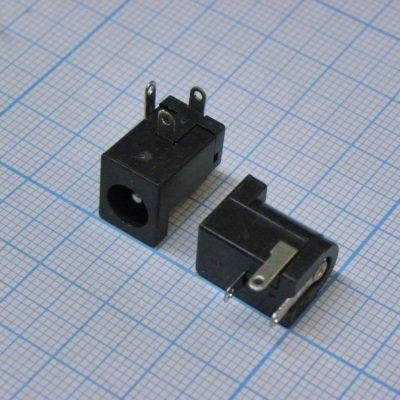 гнездо 5.5*2.1 (3015) 2826